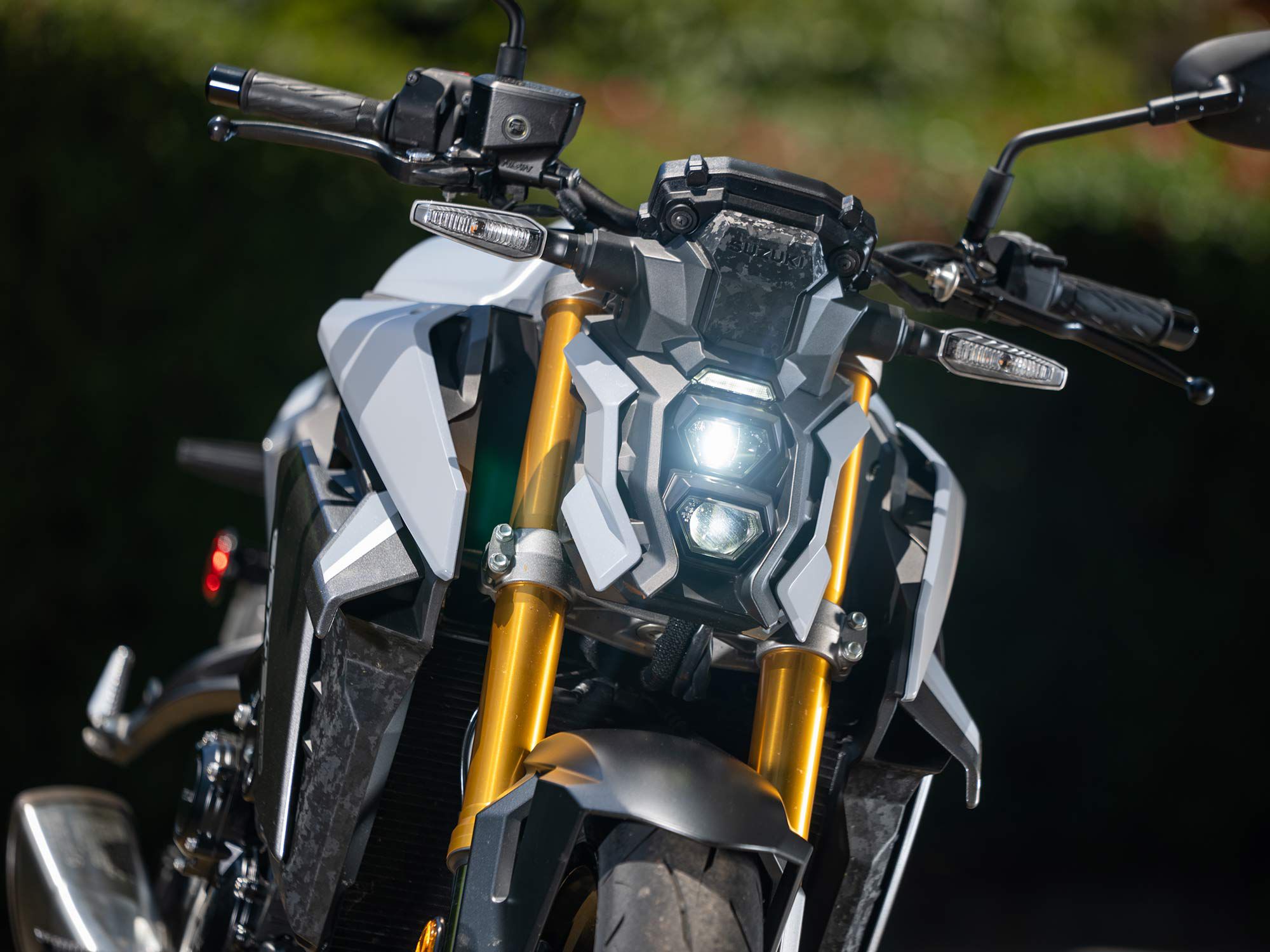 Stacked LED headlamps offer a narrower profile while providing improved visibility during night rides.