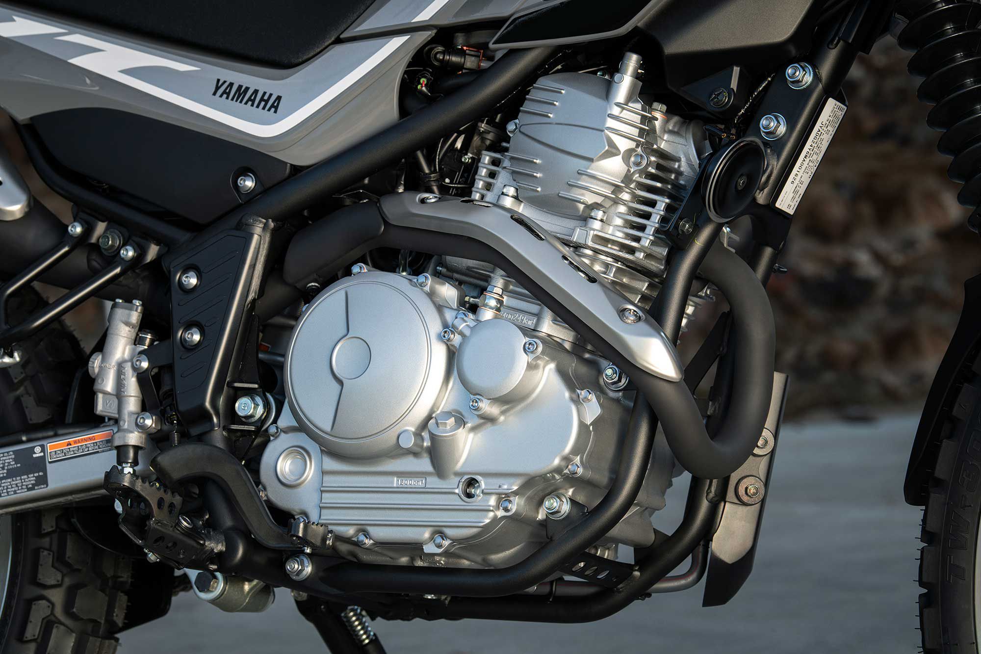 The XT250’s five-speed transmission works with a fuel-injected engine.