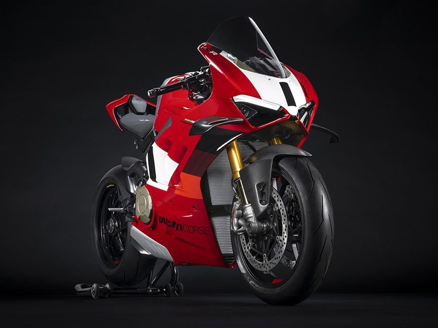 The Ducati Panigale V4 R’s winglets are thinner and more compact.
