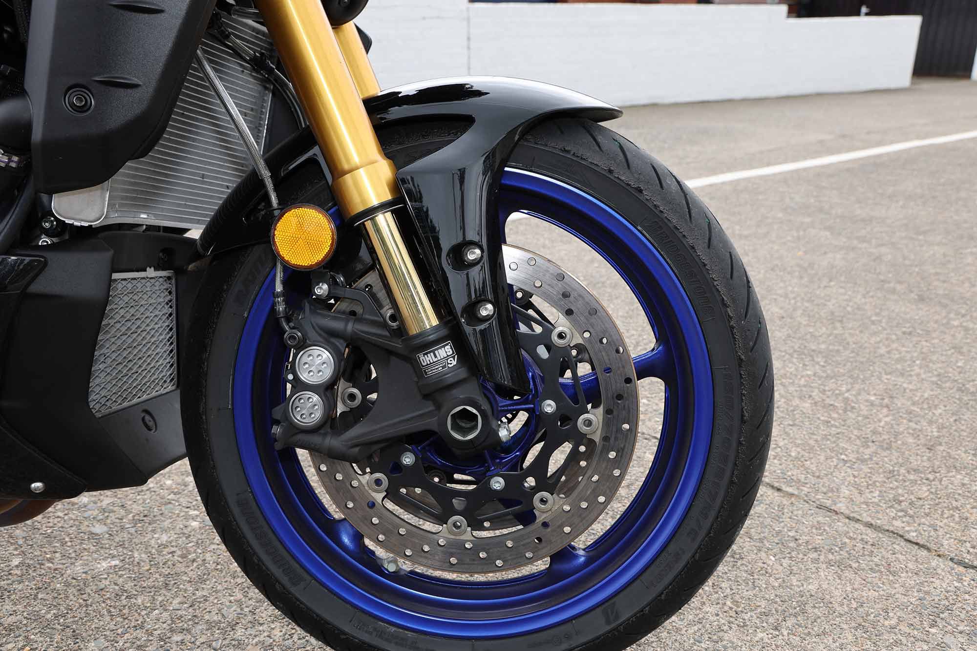 Yamaha introduced the SP version, equipped with the very latest next-generation Öhlins electronically controlled suspension.