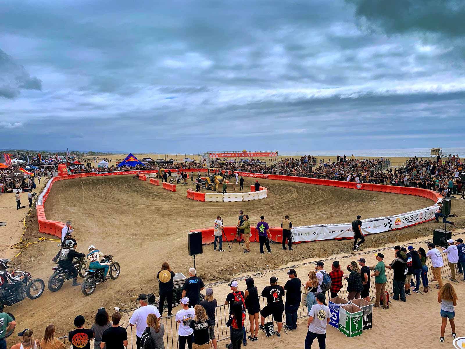 The dirt track was perfect this year, placed right between the ocean and the Straight Rhythm.
