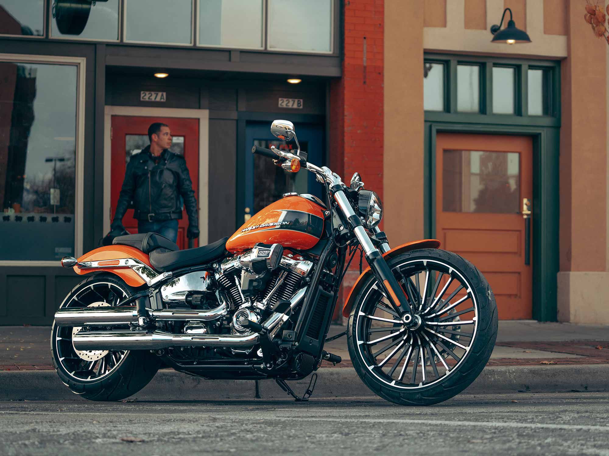 Shinier and a bit faster: The 2023 Harley-Davidson Softail Breakout.