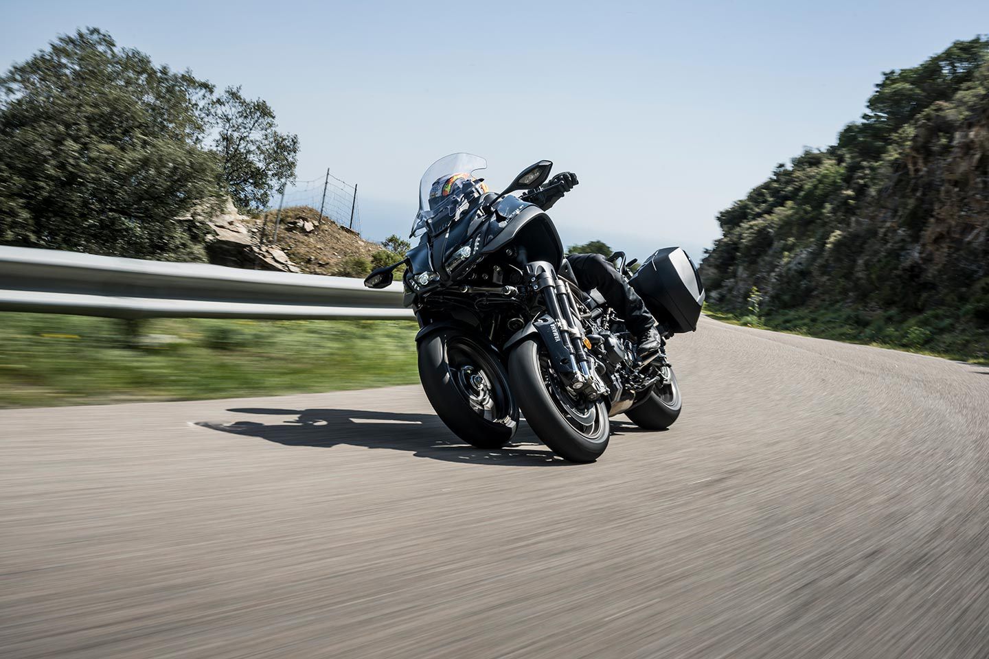 Traction control and ABS are not lean-sensitive as there is no IMU fitted to the Niken GT.