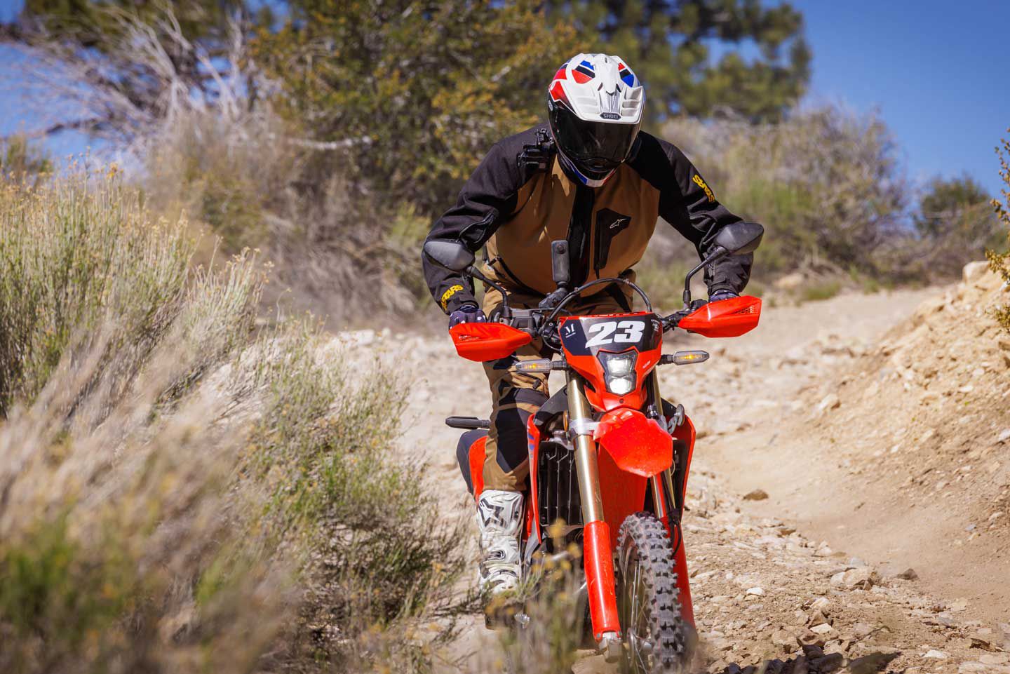 We try out Alpinestars dual-sport and enduro friendly Venture XT jacket and pant aboard Honda’s 2023 CRF450RL at the 2023 Alpinestars Adventure Tour.